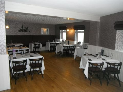 5 Corners Guest Inn Hotel in Northern Ireland