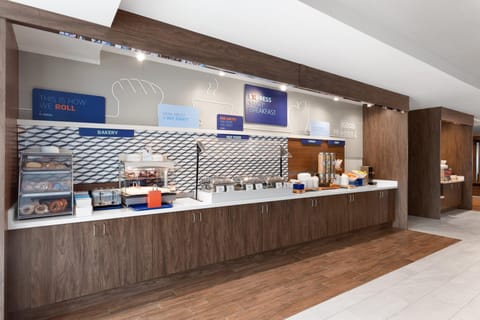 Holiday Inn Express Hotel & Suites Huntsville West - Research Park By IHG Hotel in Madison