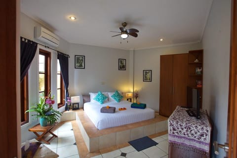 Villa Naga Maya Resort in Kuta