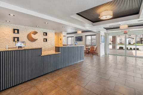 Comfort Inn & Suites Thousand Islands Harbour District Hotel in Gananoque