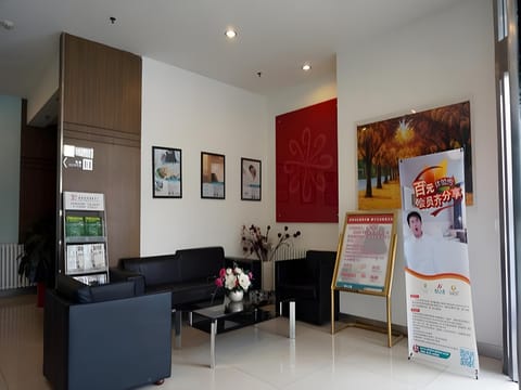 Jinjiang Inn Beijing Pingguoyuan Hotel in Beijing