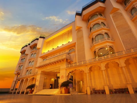 Golden Tulip Jaipur City Center Hotel in Jaipur