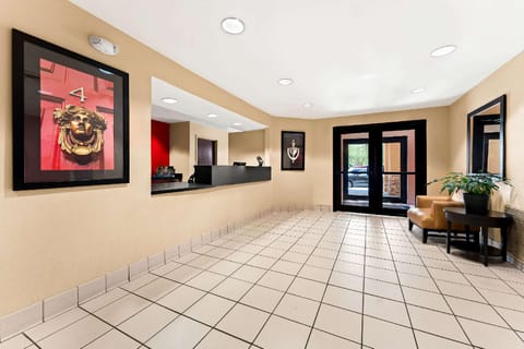 Suburban Studios Columbus Fort Benning Area Hotel in Phenix City