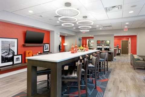 Hampton Inn Acworth Hotel in Acworth