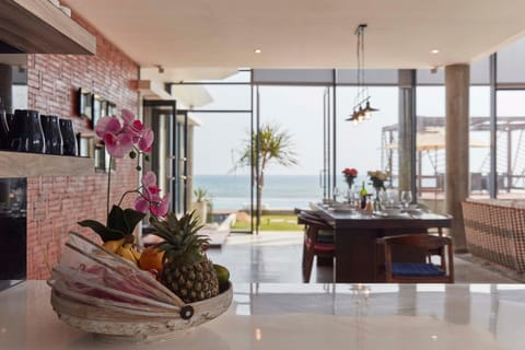 Abian Kapas Beach House  Hotel in East Selemadeg