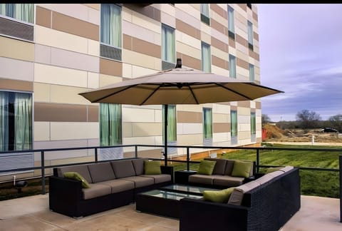 Suburban Studios Huntsville University Area Hotel in Huntsville