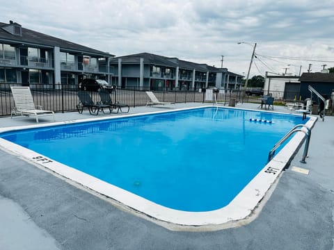 Quality Inn Nashville - Opryland Area Hotel in East Nashville