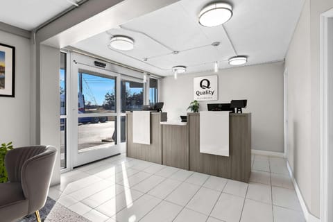 Quality Inn Nashville - Opryland Area Hotel in East Nashville