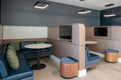 Courtyard by Marriott Modesto North Hotel in Modesto