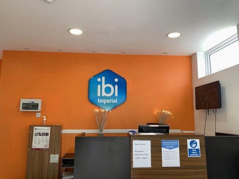 Imperial Salford Hotel Hotel in Salford