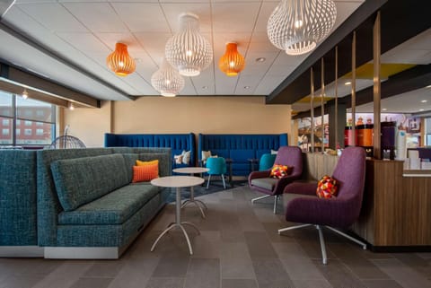 Tru by Hilton Merrillville Hotel in Merrillville