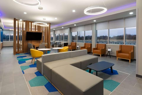 Microtel Inn & Suites by Wyndham Olive Branch Hotel in Olive Branch