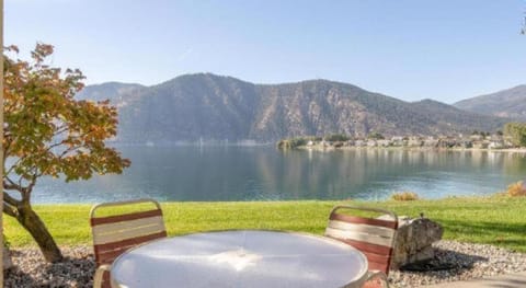 Wapato Point Resort Resort in Manson