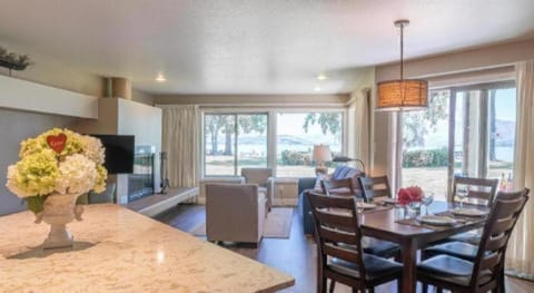 Wapato Point Resort Resort in Manson