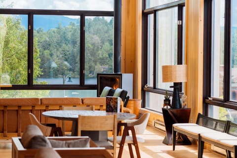 Laurel Lake Placid Hotel in Lake Placid