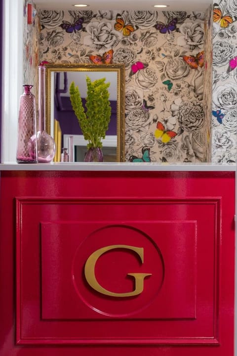 Gilded Hotel in Newport