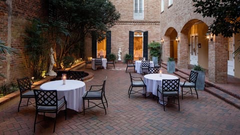 Holiday Inn Hotel French Quarter-Chateau Lemoyne By IHG Hotel in French Quarter