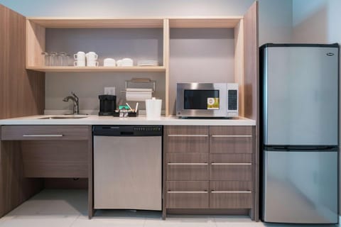 Home2 Suites by Hilton Jackson Flowood Airport Area Hotel in Luckney