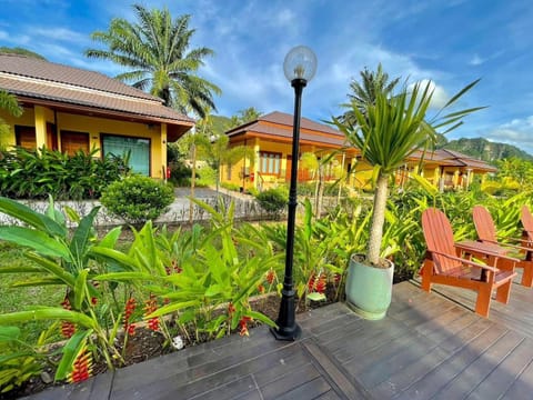 Capital O 75518 Baan Rose Resort Ao Luk Hotel in Krabi Changwat