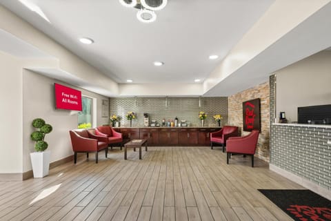 Red Roof Inn Baton Rouge Hotel in Baton Rouge