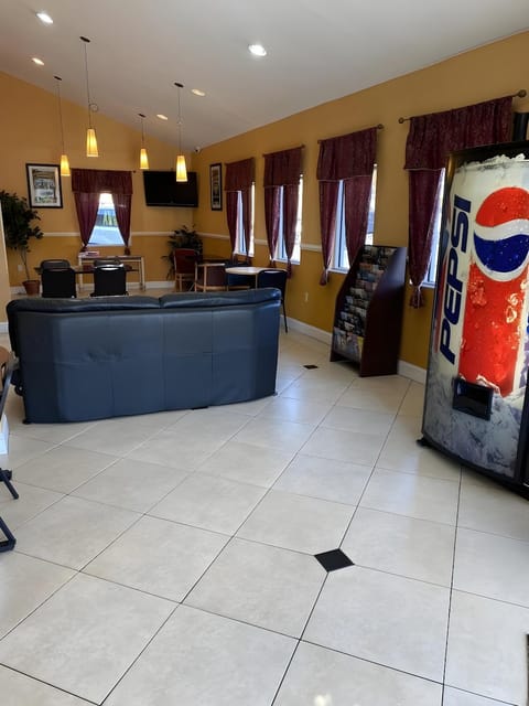 JAX INN Motel in Jacksonville