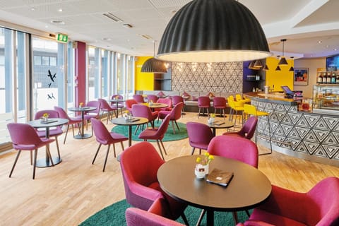Bar/lounge