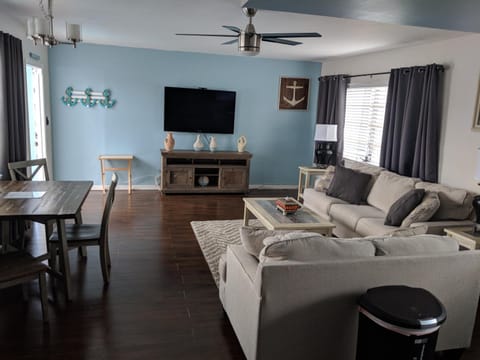 Ashley Brooke Beach Resort Hotel in Deerfield Beach