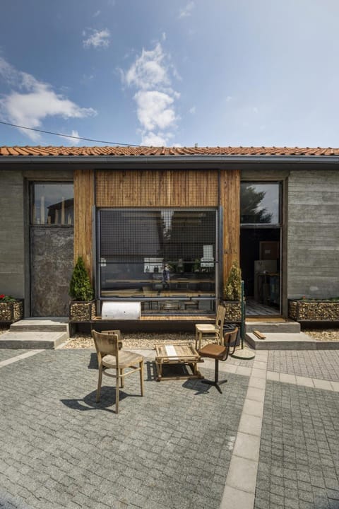 Hostel Fair and Square Hostel in Belgrade