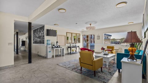 Red Arrow Inn & Suites, a Travelodge by Wyndham Hotel in Montrose