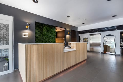 The Block Hotel Hotel in Rogers