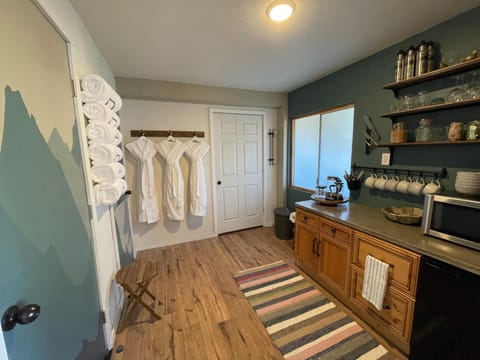 Yosemite Basecamp Resort in Groveland