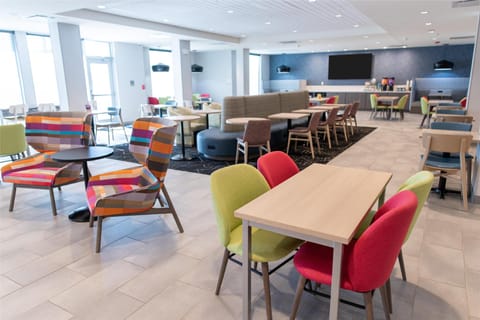 Home2 Suites by Hilton Effingham Hotel in Effingham