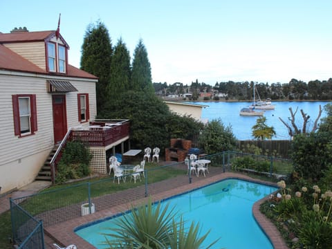Waterfront Lodge Motel Motel in Tasmania