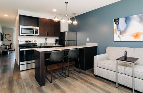 stayAPT Suites Lebanon-Nashville Area Hotel in Lebanon