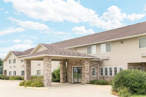 Western Inn & Suites Motel in Iowa