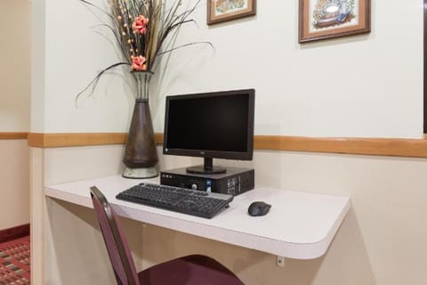 Western Inn & Suites Motel in Iowa