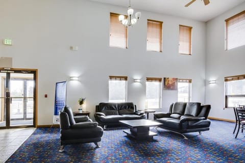 Econo Lodge Inn & Suites Wisconsin Dells Hotel in Wisconsin Dells