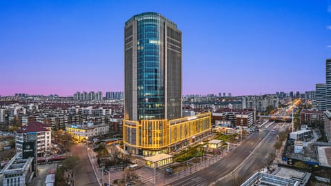 Rezen Dong Hotel Tianjin Nankai University Yingshuidao Campus Wangdingdi Metro Station Hotel in Tianjin