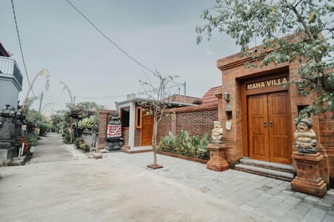 Maha Villa Kelating Hotel in Kerambitan