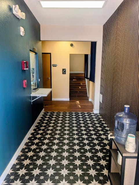 Star Inn Hotel Hotel in Maywood