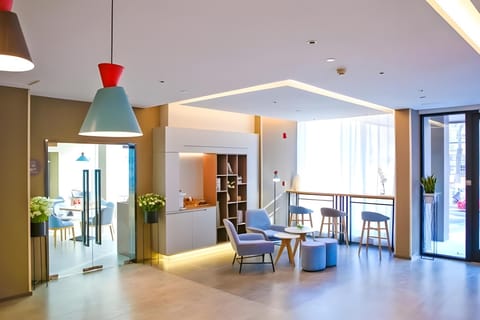 Home Inn Neo Tianjin Hongqi Road Yibin Road Metro Station Hotel in Tianjin