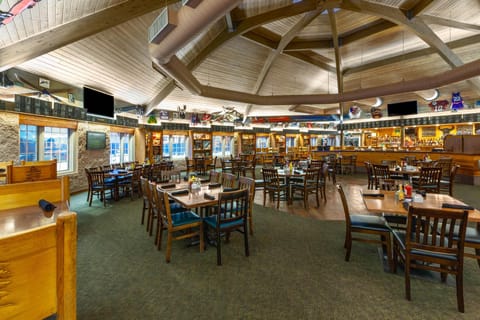 Pine Mountain Resort Hotel in Iron Mountain