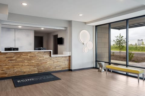 ECHO Suites Extended Stay by Wyndham Indianapolis AmeriPlex Hotel in Indianapolis