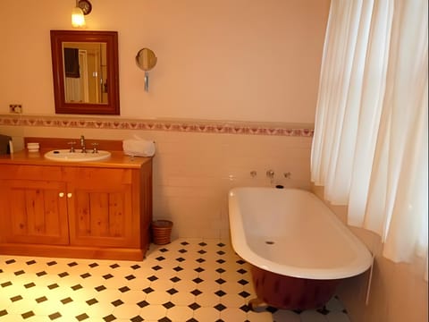 The Duck House Resort in Burnie