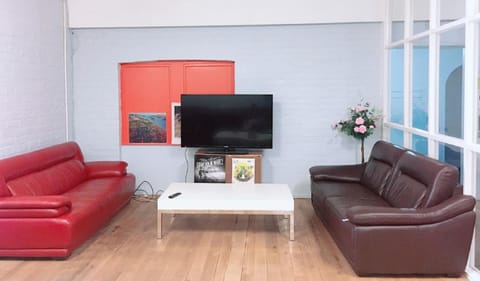 Backpackers Imperial Hotel Hostel in Hobart