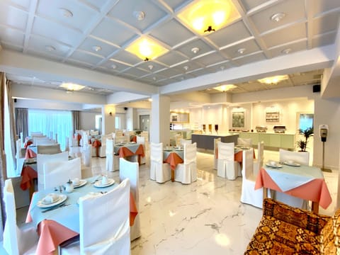 Paloma Blanca Hotel in Corfu, Greece