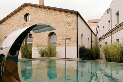 Open air bath