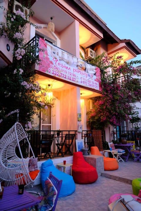 Yeşim Pansiyon Hotel in Cesme
