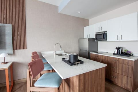 Sea Glass Beach Place, Trademark Collection by Wyndham Hotel in Lauderdale-by-the-Sea