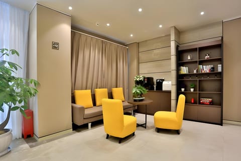 Home Inn Plus Beijing Changping Government Street Metro Station Hotel in Beijing